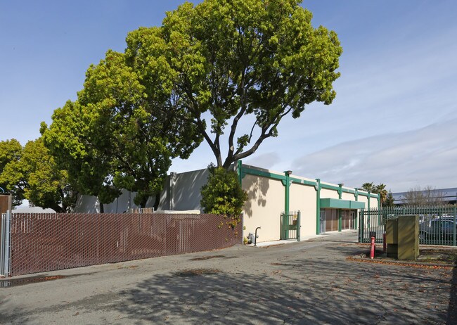 Plus de détails pour 1220 Coleman Ave, Santa Clara, CA - Industriel à louer