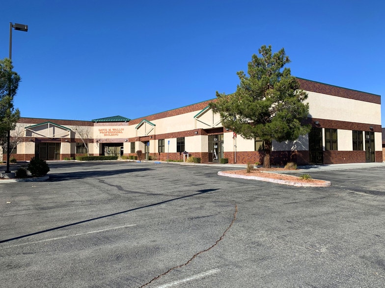 41319 12th St W, Palmdale, CA for lease - Building Photo - Image 1 of 2