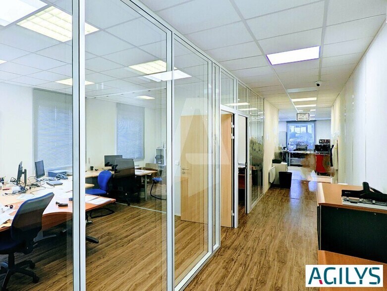 1 Rue Georges Besse, Antony for lease - Interior Photo - Image 2 of 14
