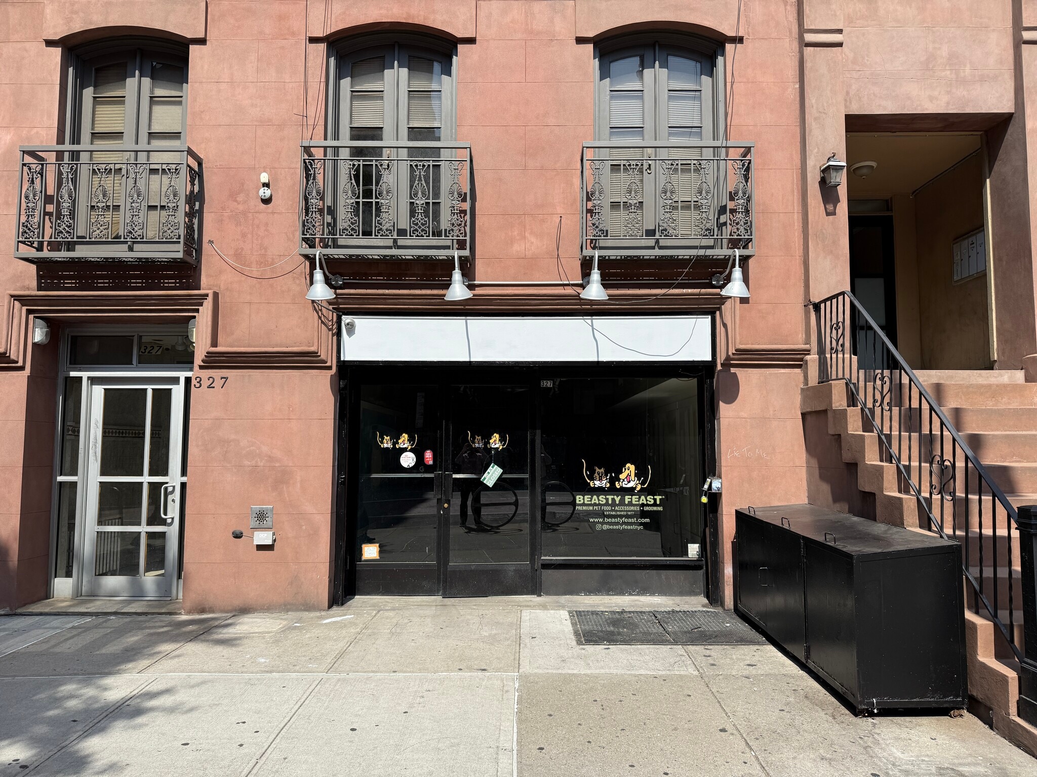 327 W 14th St, New York, NY for lease Building Photo- Image 1 of 2