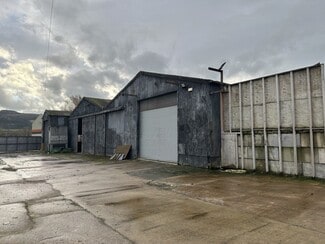 Plus de détails pour Henfaes Ln, Welshpool - Industriel à louer