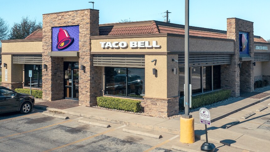 9504 N Lamar Blvd, Austin, TX for lease - Building Photo - Image 1 of 5