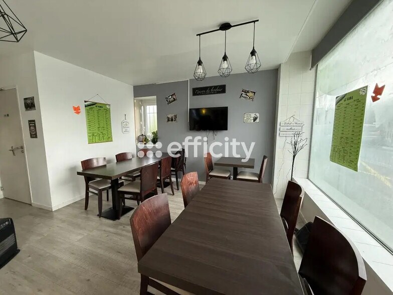 Office in Matignon for sale - Building Photo - Image 3 of 5