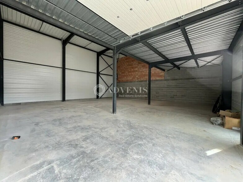 Flex dans Saint-Genis-Laval à louer - Photo intérieure - Image 3 de 5