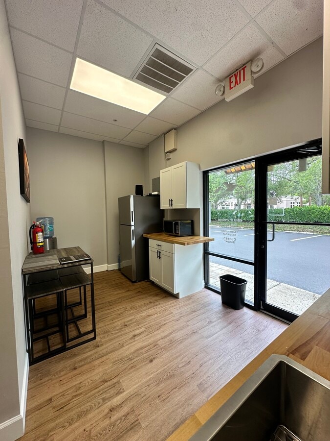 25091 Bernwood Dr, Bonita Springs, FL 34135 - Unit 9 - - Interior Photo - Image 2 of 17