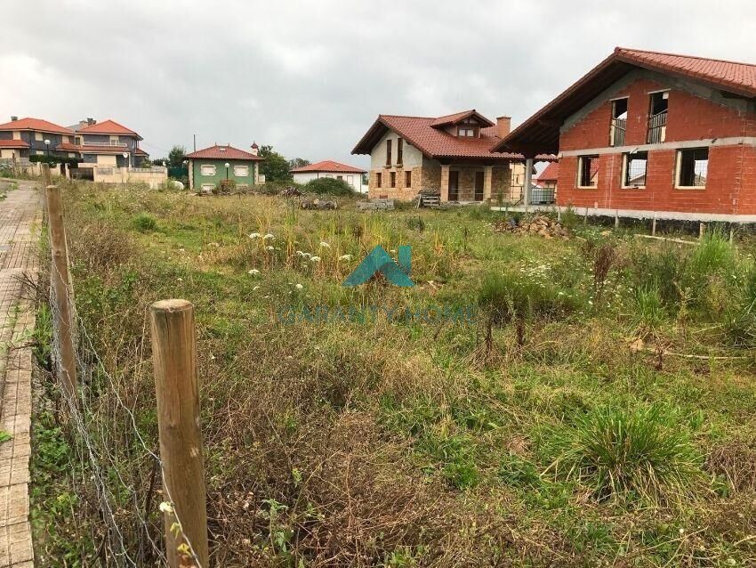 Land in Bárcena de Cicero, Cantabria for sale Construction Photo- Image 1 of 5