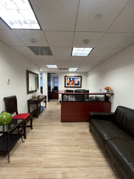 2665 S Bayshore Dr, Coconut Grove, FL à louer - Photo intérieure - Image 3 de 8