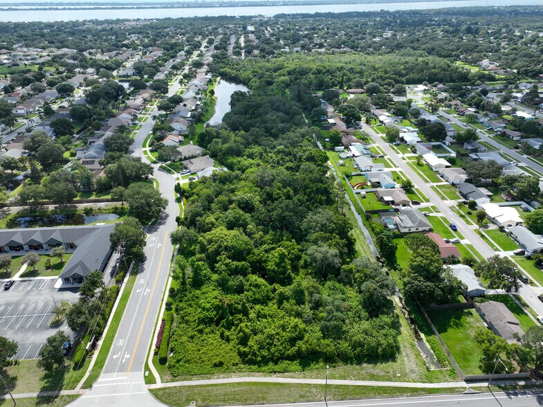 4281 N Wickham Rd, Melbourne, FL à vendre - Aérien - Image 3 de 5