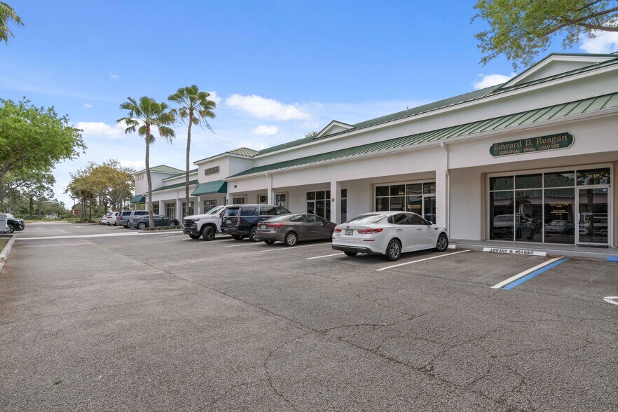 658 W Indiantown Rd, Jupiter, FL à louer - Photo du bâtiment - Image 1 de 10