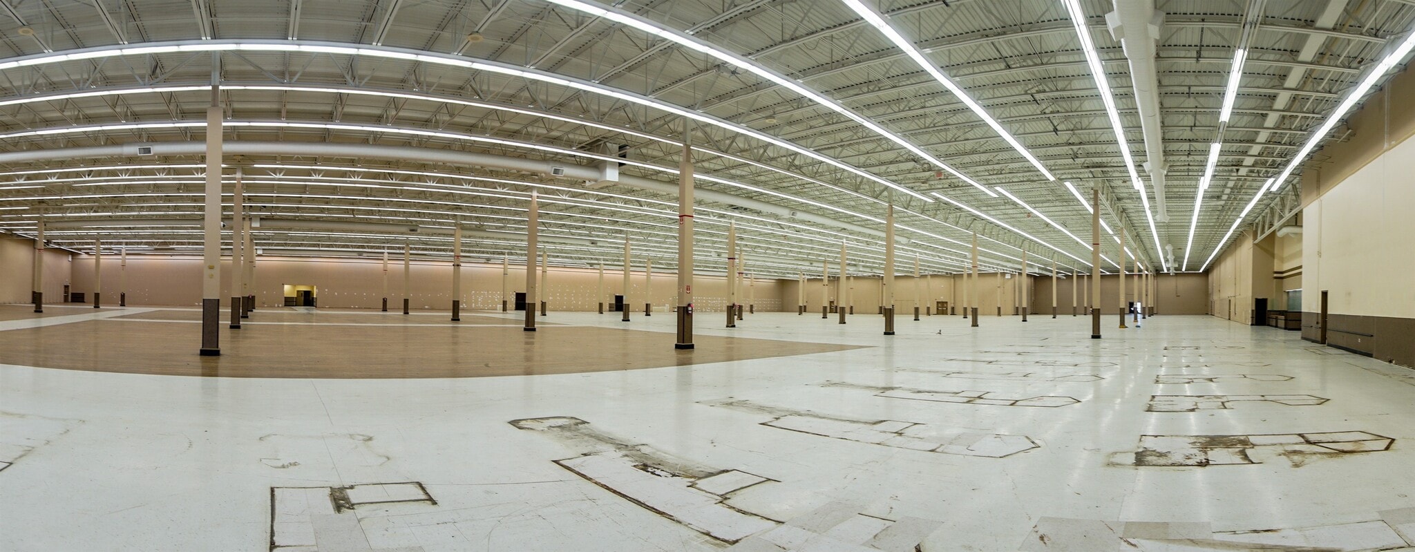 3462-3630 Mayfield Rd, Cleveland Heights, OH for lease Interior Photo- Image 1 of 5