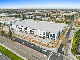 More details for 3130-3100 S Harbor, Santa Ana, CA - Industrial for Lease