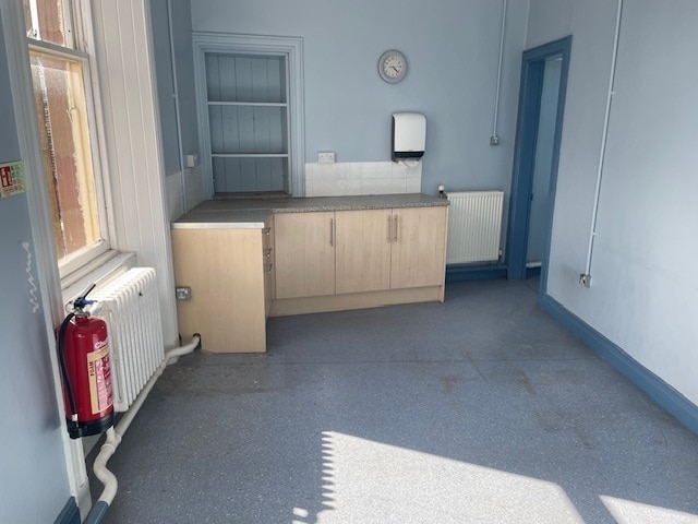 9-11 Reform St, Kirriemuir for sale - Building Photo - Image 2 of 8