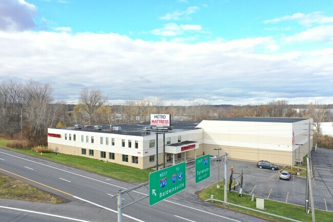More details for 3545 John Glenn Blvd, Syracuse, NY - Industrial for Lease