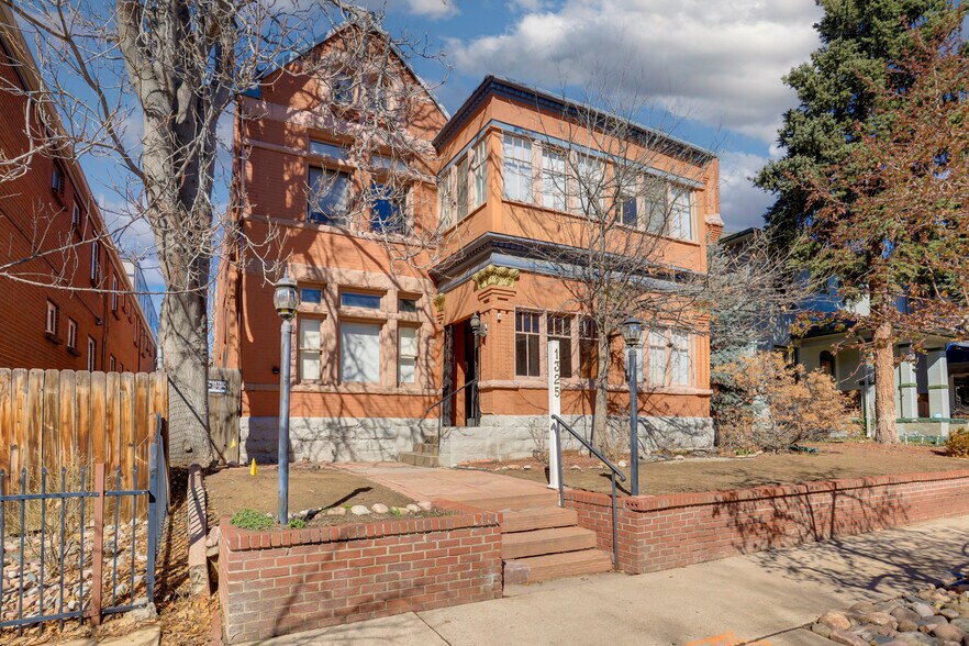 1325 Corona St, Denver, CO à vendre - Photo du bâtiment - Image 1 de 15