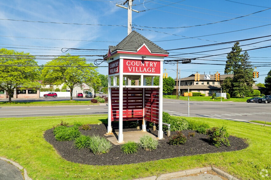 1100-1110 Long Pond Rd, Rochester, NY for lease - Building Photo - Image 3 of 27