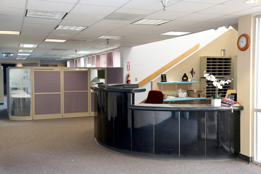 1945 Nm-304 Rd, Belen, NM à louer - Photo du bâtiment - Image 2 de 8