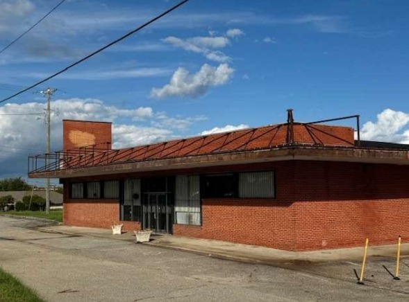 301 Robeson St, Fayetteville, NC for lease Building Photo- Image 1 of 7