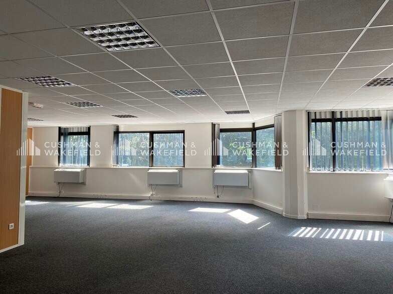 Office in Illkirch-Graffenstaden for lease - Interior Photo - Image 3 of 10