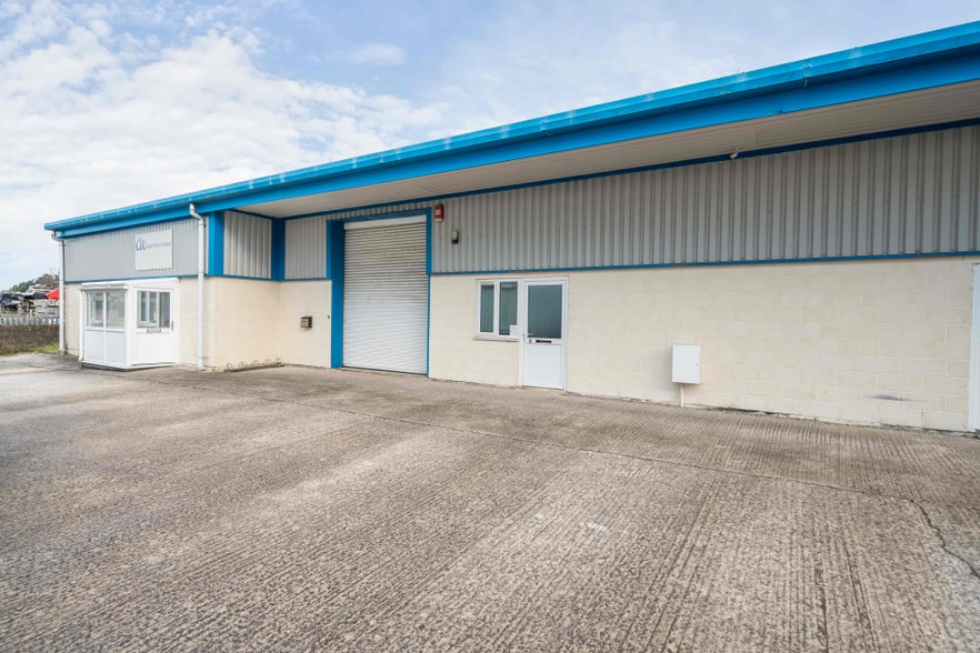 United Rd, Redruth for lease - Building Photo - Image 3 of 3