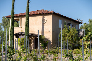 38330 De Portola Rd, Temecula CA - Vignoble