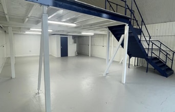 Paradise Row, London for lease Interior Photo- Image 2 of 5