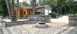 Plus de détails pour 125 W West Branch Rd, Prudenville, MI - Commerce de détail à vendre