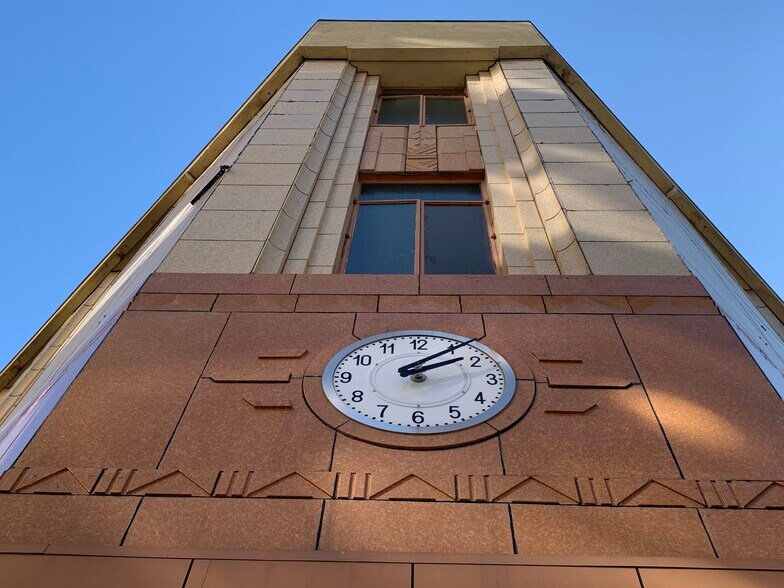 301 S Salina St, Syracuse, NY à louer - Photo du bâtiment - Image 1 de 14