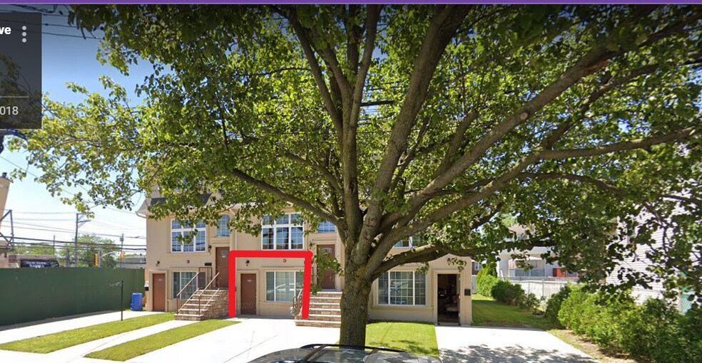 296 Garretson Ave, Staten Island, NY for lease - Primary Photo - Image 1 of 4
