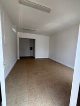 7999 Hansen Rd, Houston, TX for lease Interior Photo- Image 1 of 4