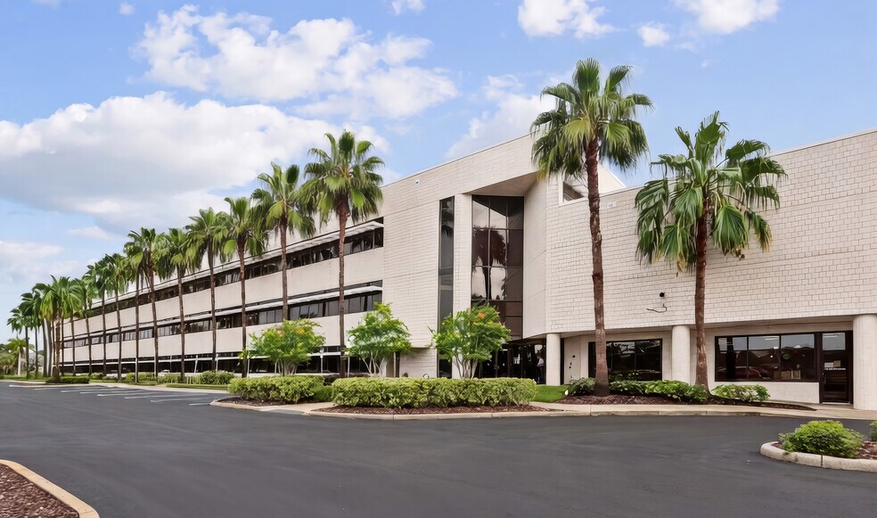 4110 George Rd, Tampa, FL à louer - Photo du bâtiment - Image 2 de 11