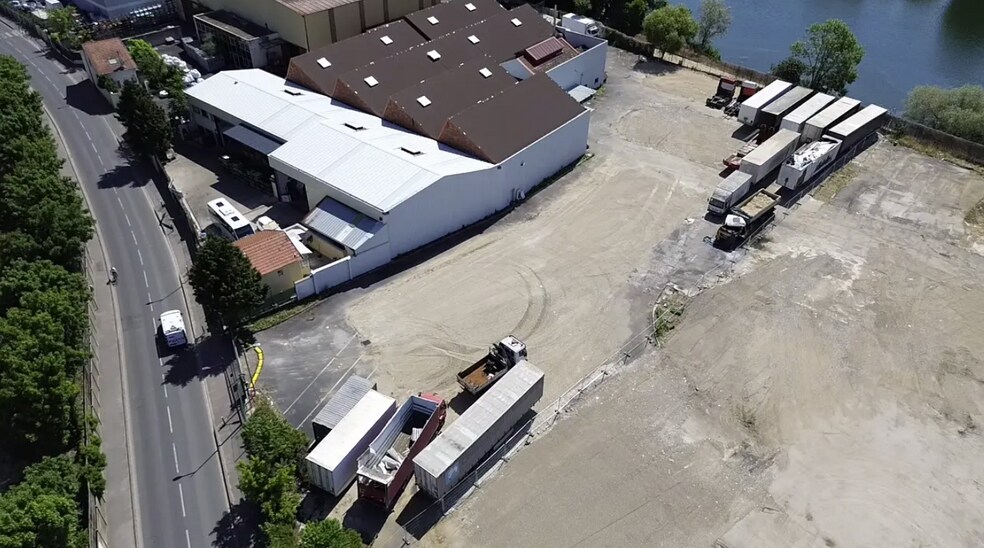 57 Rue Salvador Allendé, Bezons à louer - Photo du bâtiment - Image 2 de 13