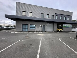 Plus de détails pour Bureau, Local d'activités à louer