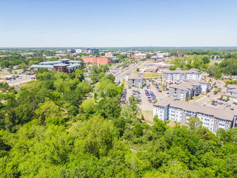 10723 Oktoc Rd, Starkville, MS à vendre - Photo du bâtiment - Image 2 de 9