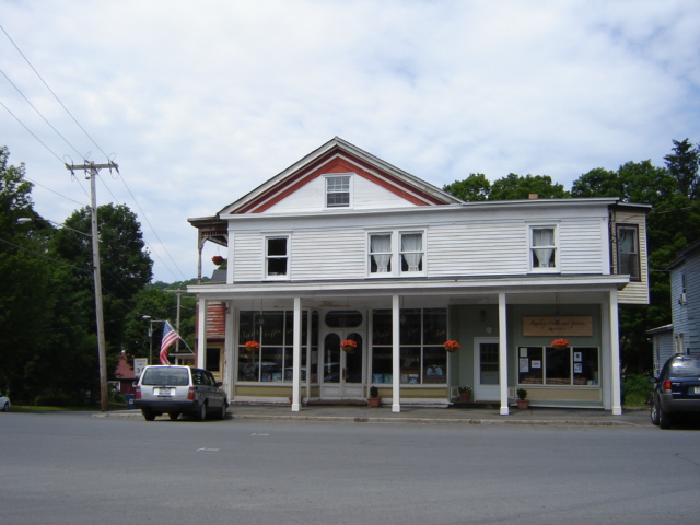 206 Main St, Roxbury, NY for sale - Primary Photo - Image 1 of 1