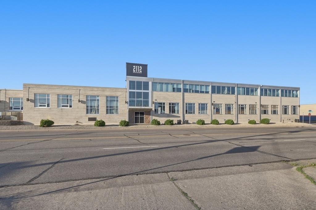 2112 Broadway St NE, Minneapolis, MN for lease Building Photo- Image 1 of 10