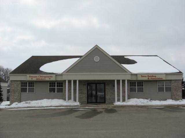 513-515 W Main St, Sun Prairie, WI à vendre - Photo du bâtiment - Image 2 de 14