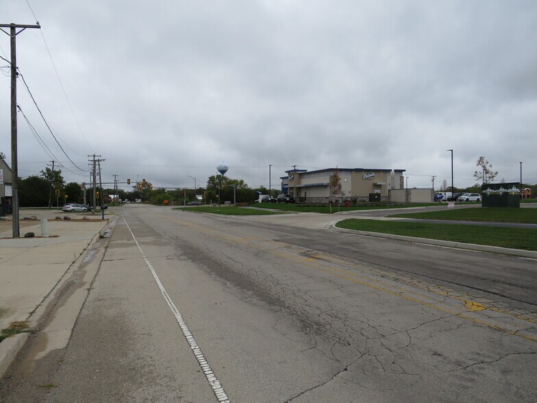 70 S Will Rd, Diamond, IL à vendre - Photo du bâtiment - Image 3 de 8