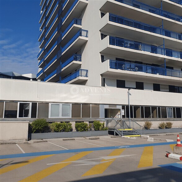 Office in Nancy for sale - Building Photo - Image 1 of 4