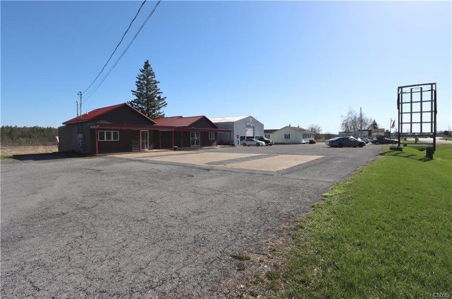 43748/43752 NY-12 Rt, Alexandria Bay, NY for sale - Building Photo - Image 3 of 47