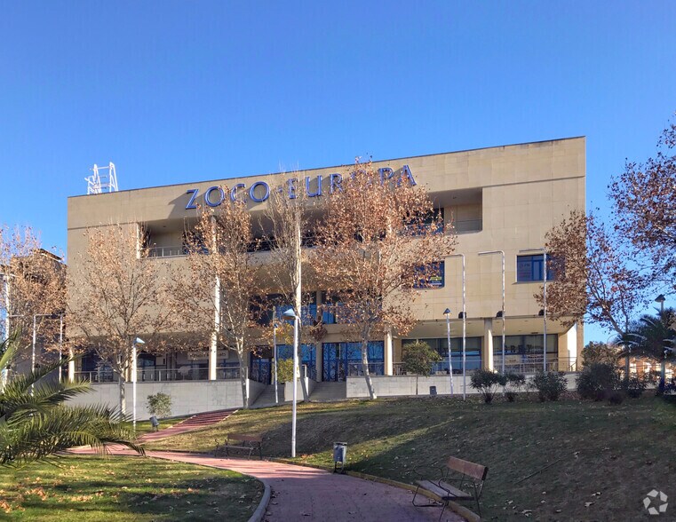 Calle Viena, 2, Toledo, Toledo à louer - Photo du bâtiment - Image 2 de 2