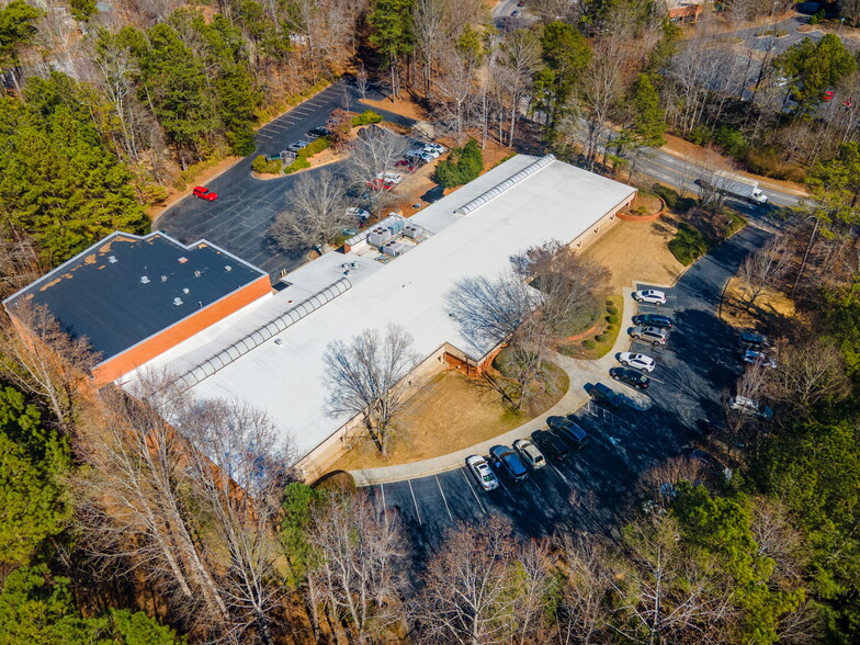 650 Engineering Dr, Peachtree Corners, GA à vendre - Photo du b timent - Image 1 de 4