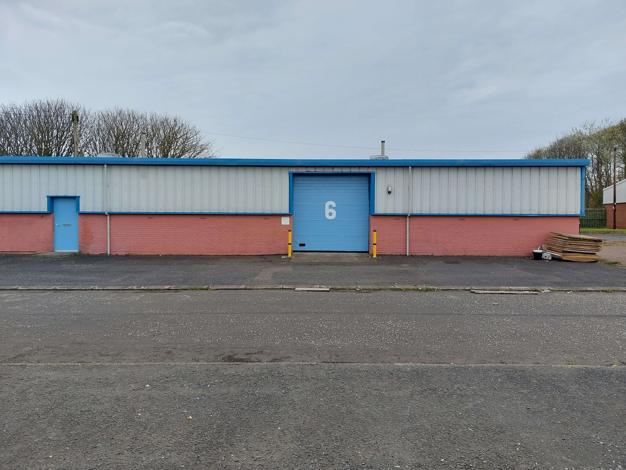 6 Portland Pl, Stevenston for lease Building Photo- Image 1 of 5