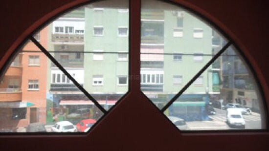 Commerce de détail dans Cáceres, Cáceres à louer - Photo du bâtiment - Image 2 de 11