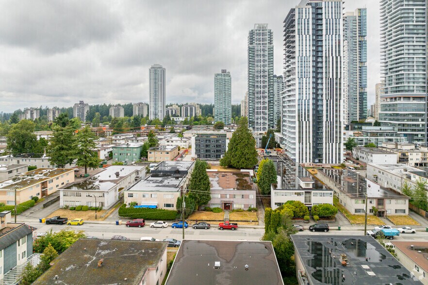 6721 Dow Av, Burnaby, BC for sale - Aerial - Image 3 of 3