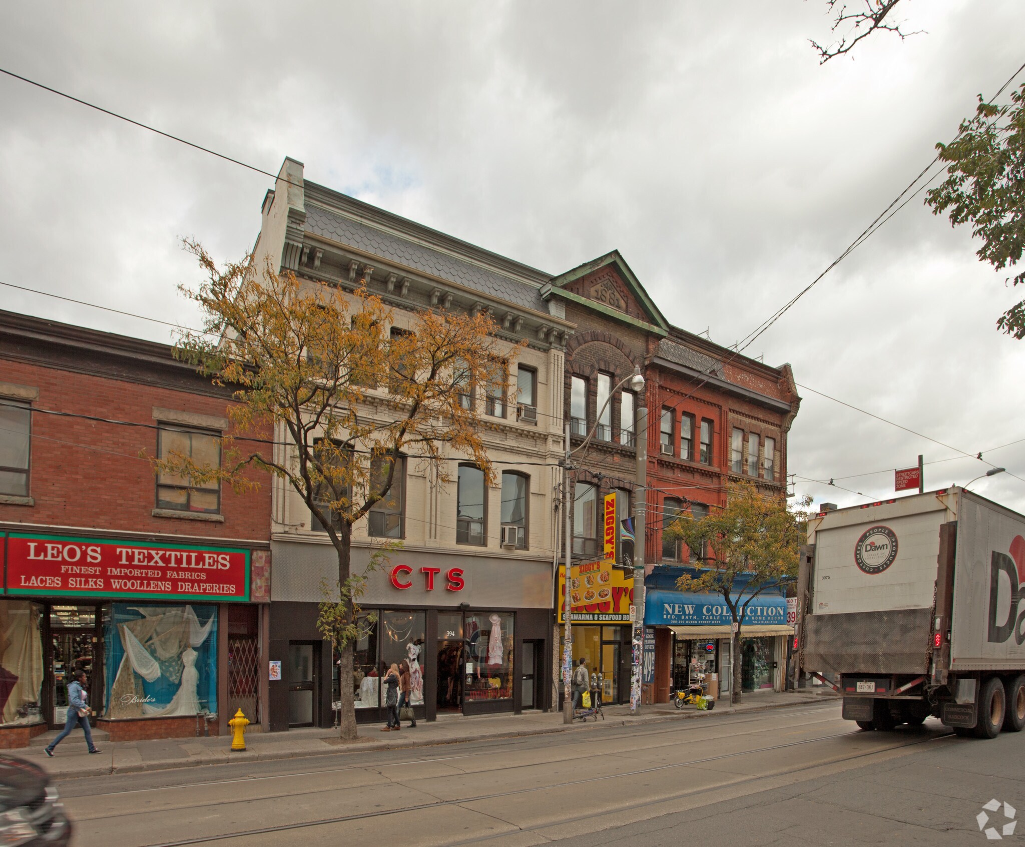 388-390 Queen St W, Toronto, ON for sale Primary Photo- Image 1 of 1