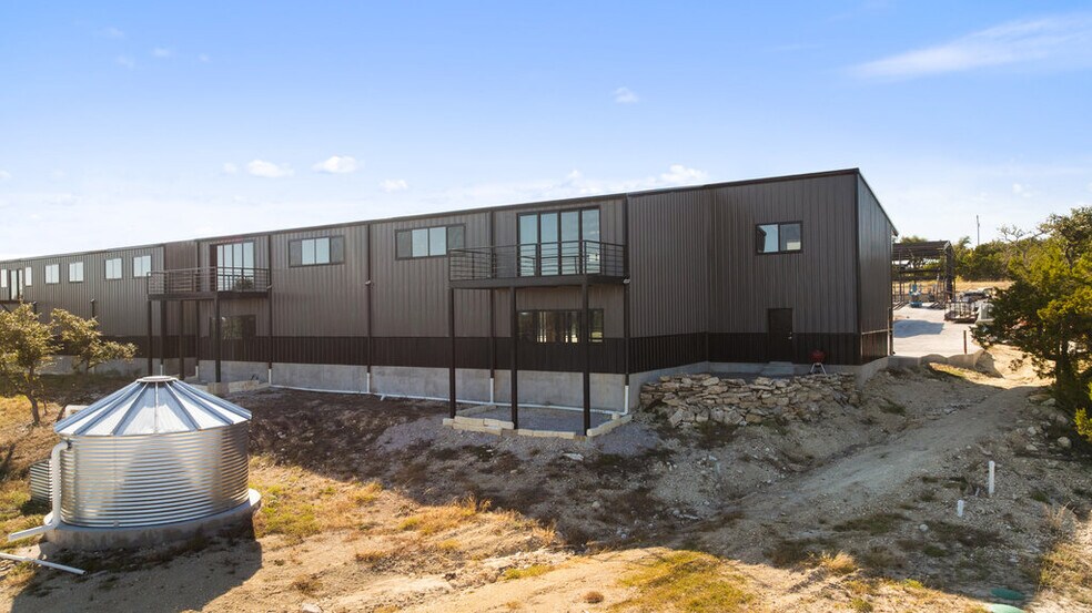 451 Farrell Rd, Dripping Springs, TX à vendre - Photo du bâtiment - Image 2 de 14