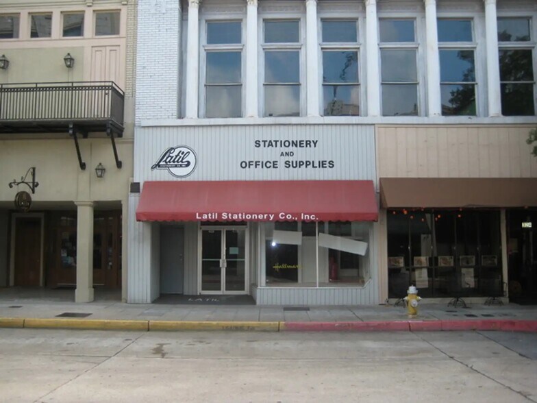 326 3rd St, Baton Rouge, LA à vendre - Photo du bâtiment - Image 2 de 7