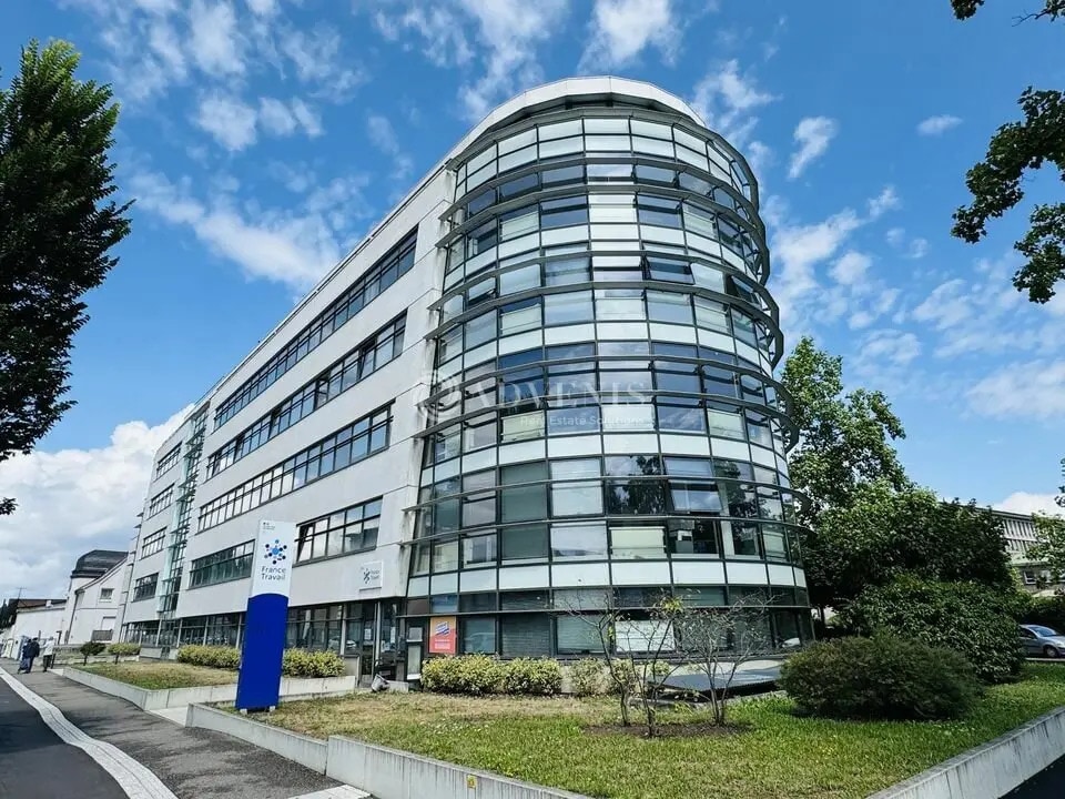 Office in Strasbourg for lease Building Photo- Image 1 of 13