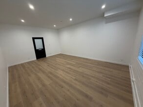 444 N Larchmont Blvd, Los Angeles, CA for lease Interior Photo- Image 1 of 6