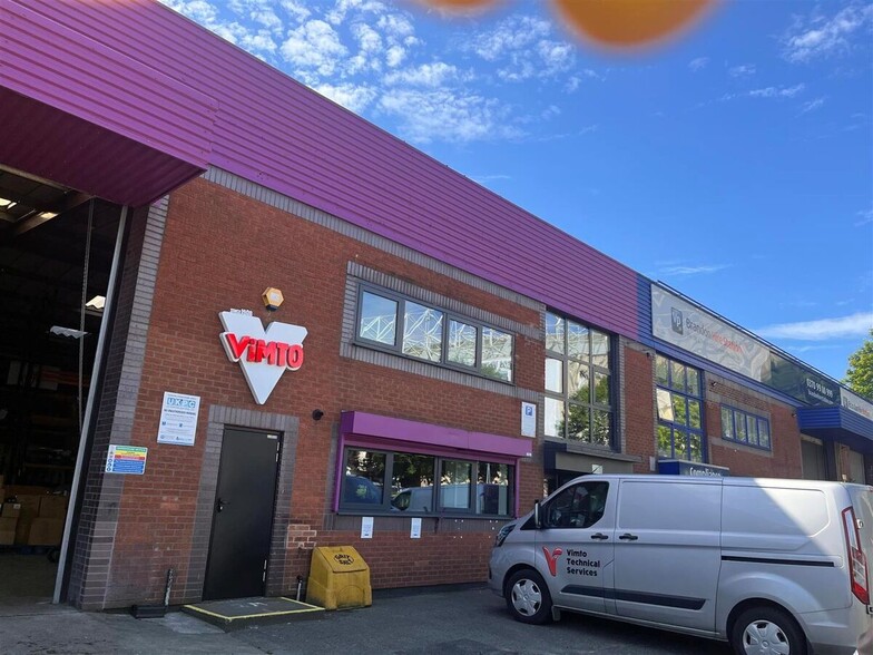 Stadium Way, Leeds à louer - Photo du bâtiment - Image 1 de 3